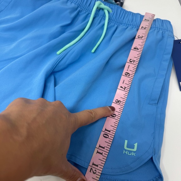 Huk Pursuit Volley Quick-Dry Fishing Shorts Quiet Harbor Blue & Long Sleeve Top - Picture 9 of 14